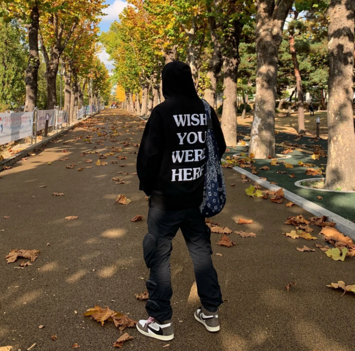 LMYER KAPITAL 20ss Crossbody Bag with Cashew Flower Design for Men Casual Japanese Style Rapping Slant Bag