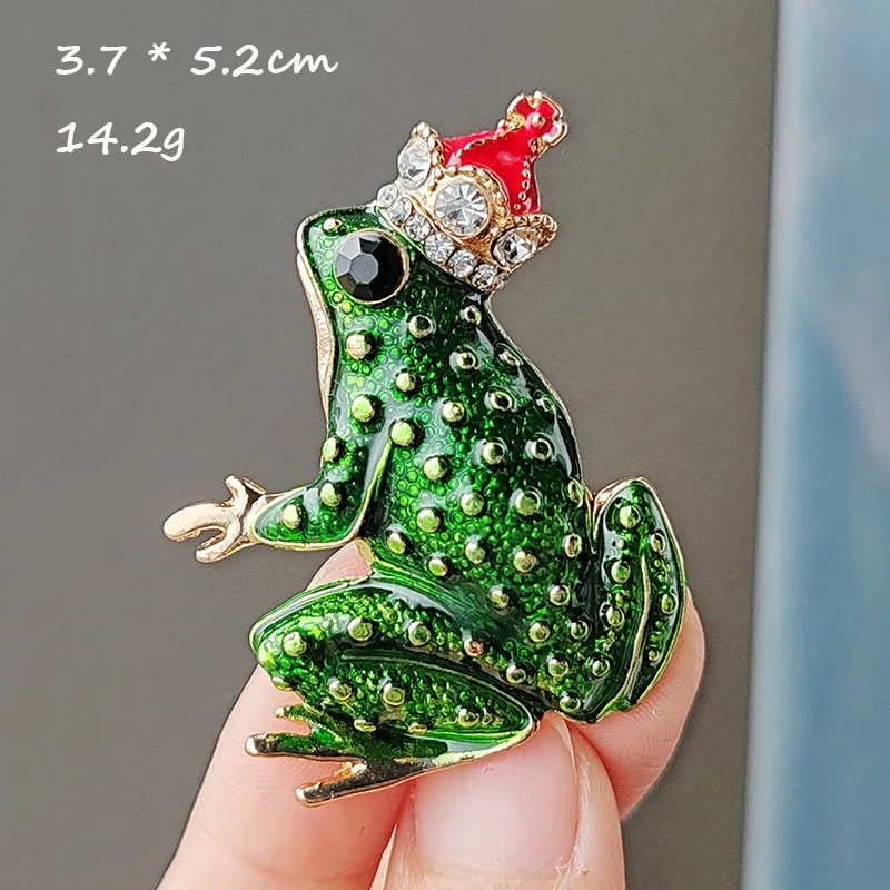 1PCS Luxury Green Frog Brooches for Women Men Vivid Animal Alloy Brooch Pin Fashion Men Suit Coat Accessories Rhinestone Jewelry