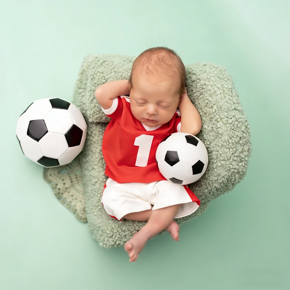 newborn-baby-boy-soccer-football-romper-photography-outfit-red-jersey-bodysuit-infant-photo-shoot-baby-costume-newborn