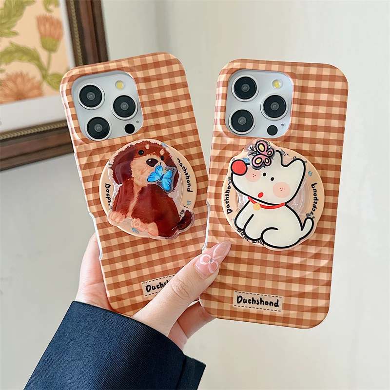 Fashion Plaid Pattern Magnetic Phone Case For iPhone 16 Pro 14 13 Pro 15 Max Cover with Cute Puppy Holder for Magsafe Case Funny