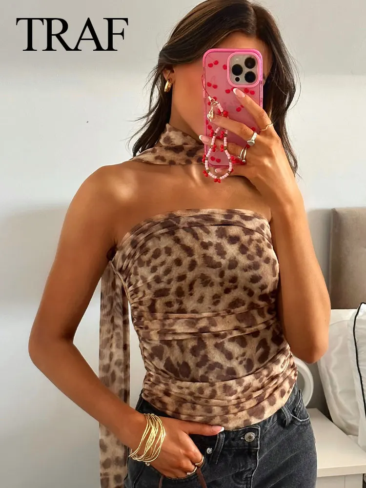 TRAF 2024 Top a tubo con stampa leopardata da donna Hotsweet Tulle Halterneck Off-spalla Slim senza maniche pieghe Chic Sexy Top femminili Y2K