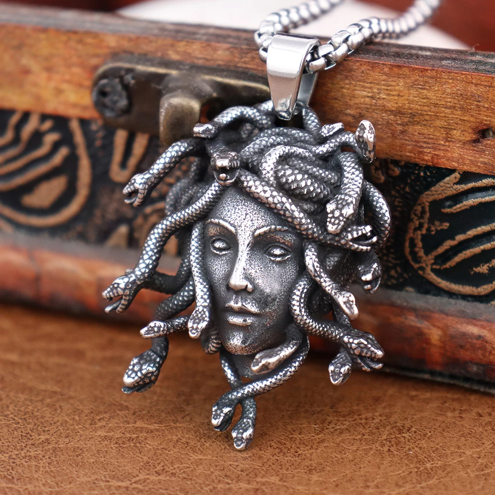 

Punk Hip Hop Stainless Steel Medusa Pendant Necklace for Men and Women Popular Snake Necklaces Jewelry Halloween Gift Wholesale