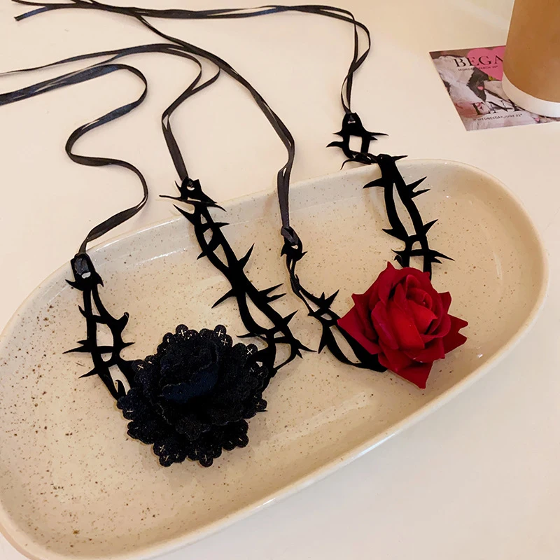 Retro Flower Adjustable Rope Collar Necklace Gothic Thorny Red Rose Choker Necklace For Halloween Cosplay Party Accessories