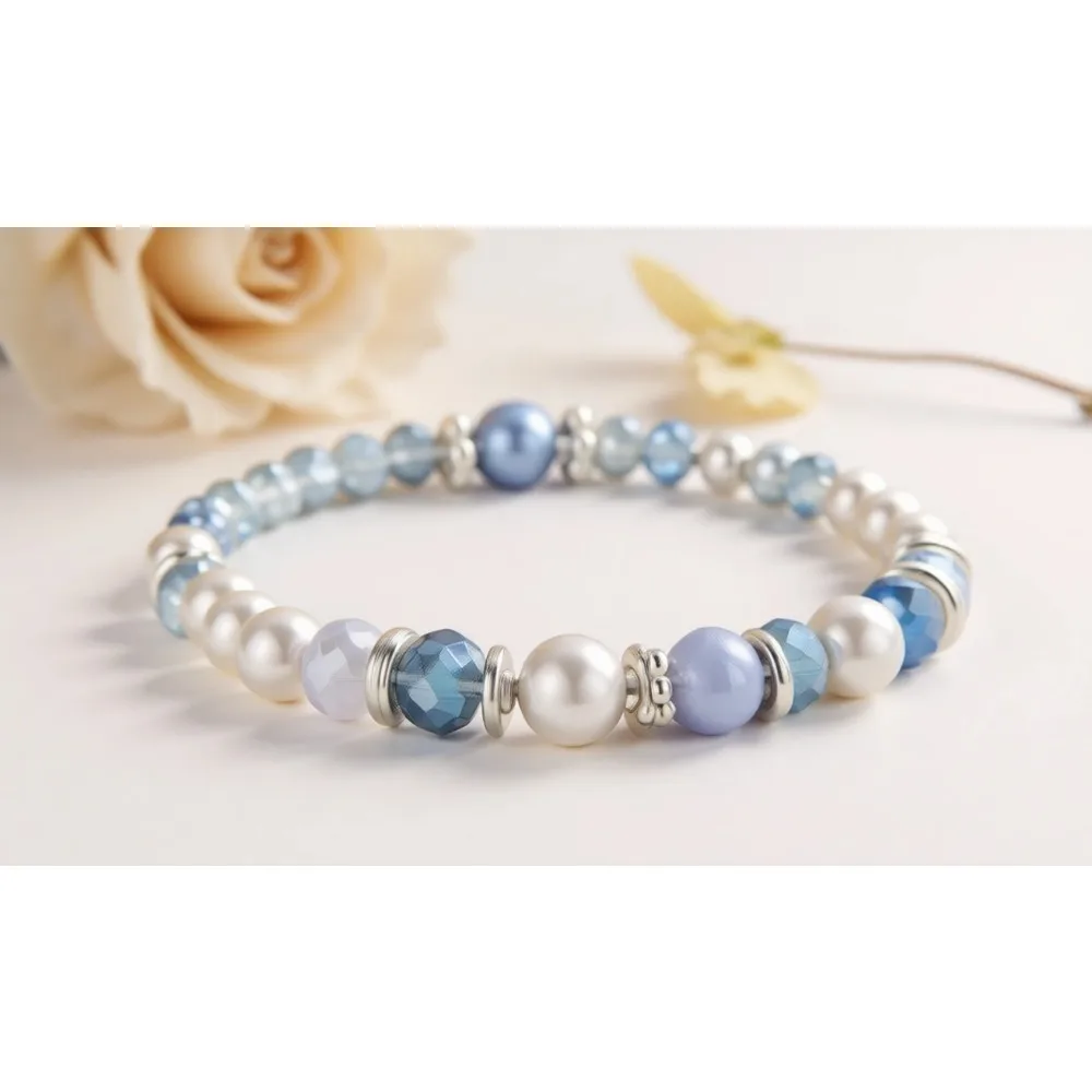 

Браслет из жемчужных бусин на резинке с серебряными кристаллами, многослойное украшение, подарок для женщин