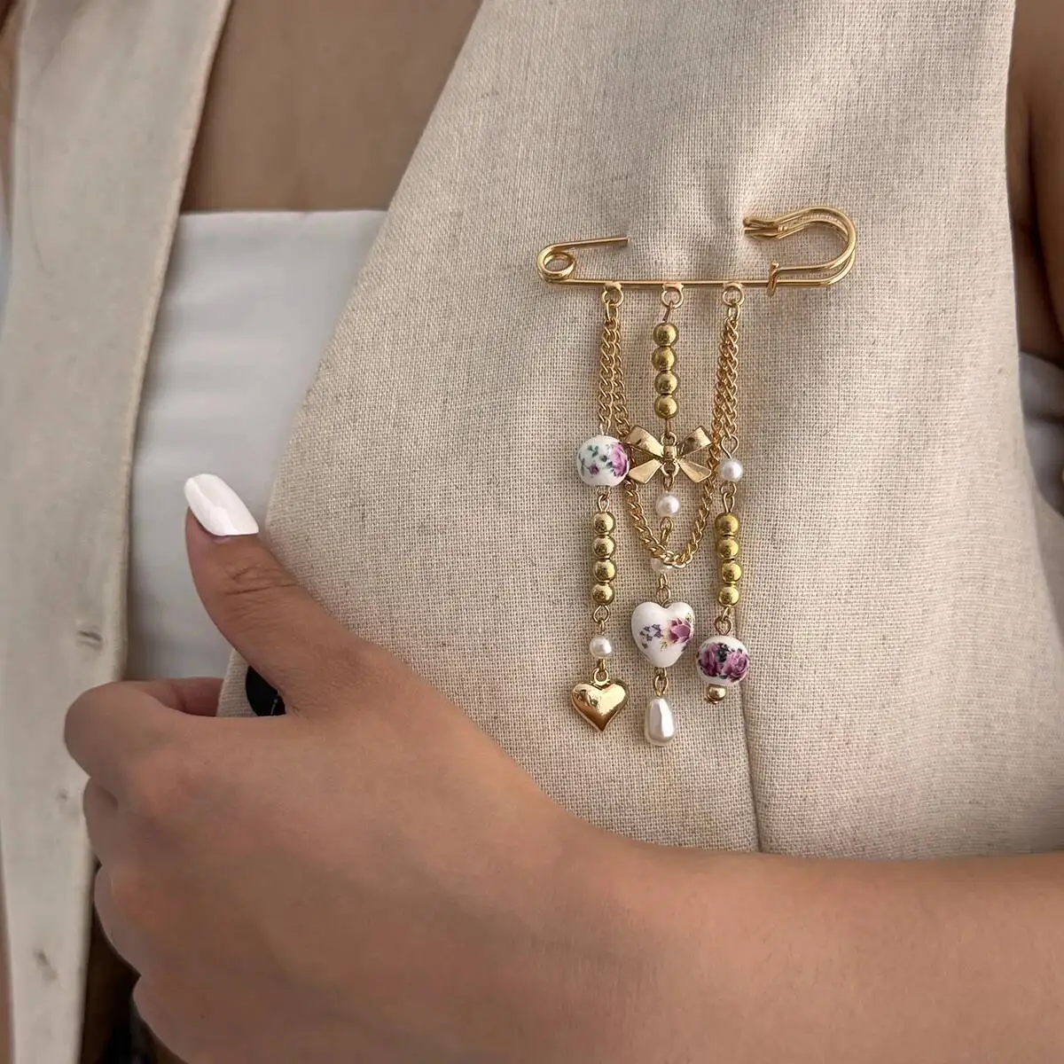 Thumbnail 4 - #77 Best Brooches to Buy In 2026