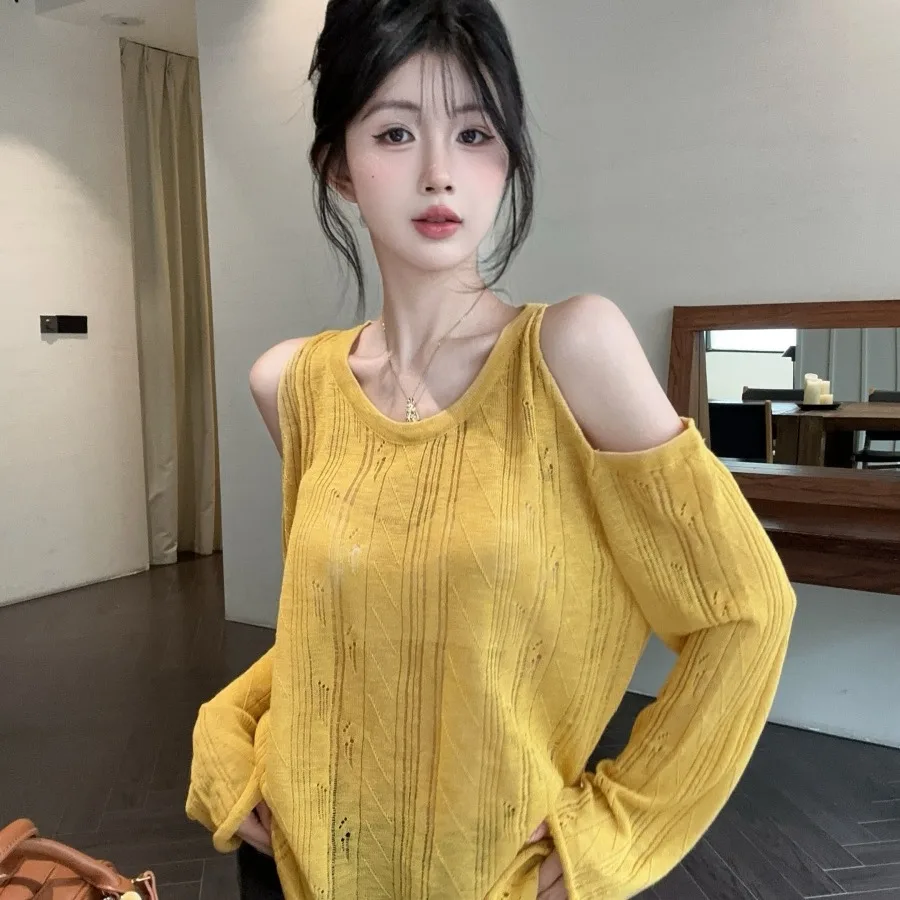 Ele Open-oulder Long-Sve Loose Knitted Sweater Hollow out Comfortable Loose Feeling Top with Belt Autumn Winter Wome...