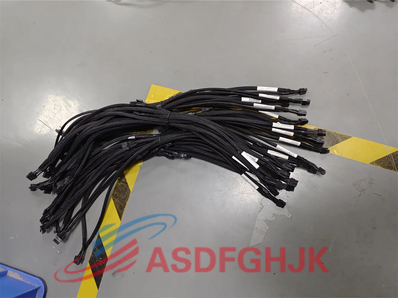 Original for HP 822780-001 795156-001 DL380 Gen9 2SFF/8SFF Drive cage power cord 6017B0557601 795156-001 Test OK