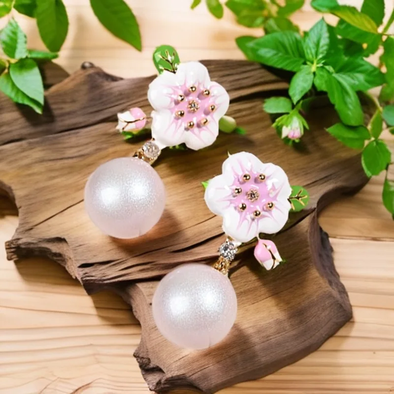 Retro Gentle Sense Pink White Flower Fake Pearl Handmade Dripping Glaze Stud Earrings for Women Earrings Light Luxury High-end