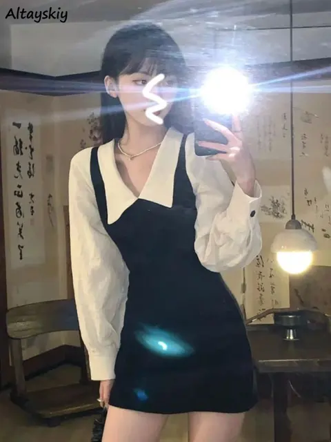 Preppy Sukienki mini z długim rękawem dla kobiet Koreański styl mody Śliczny seksowny kołnierzyk Peter Pan A-line Fake 2 Pcs Casual Vestidos Chic