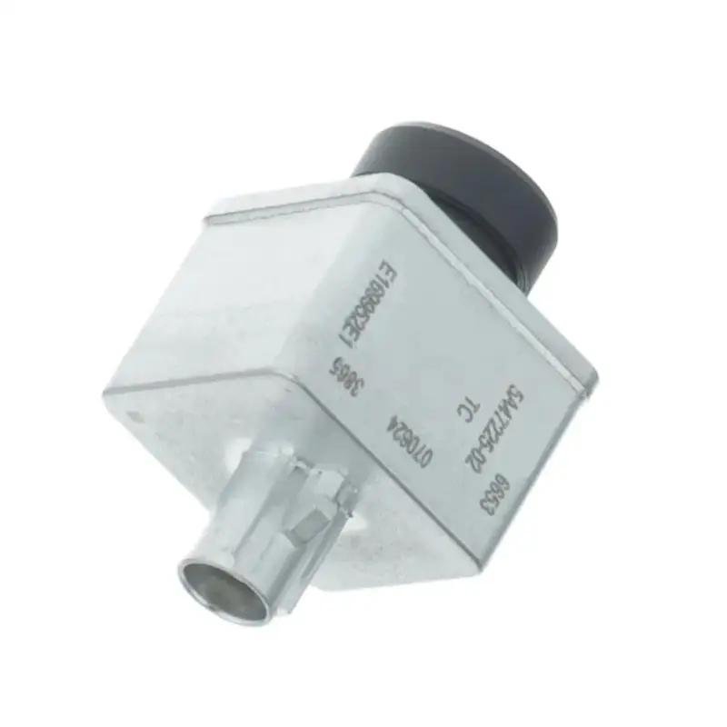 31BC High Definition Parking Camera For F70 F66 With Waterproof Design 66535B65EA7
