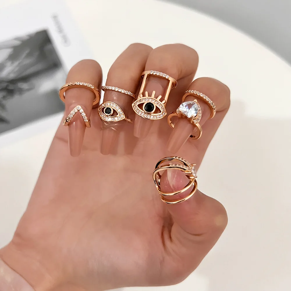 Personality Design Enfashion Evil Eye Heart Crystal Nail Rings for Women Punk Style Zircon Finger Hi Hop Rock Jewelry Y2K Gift