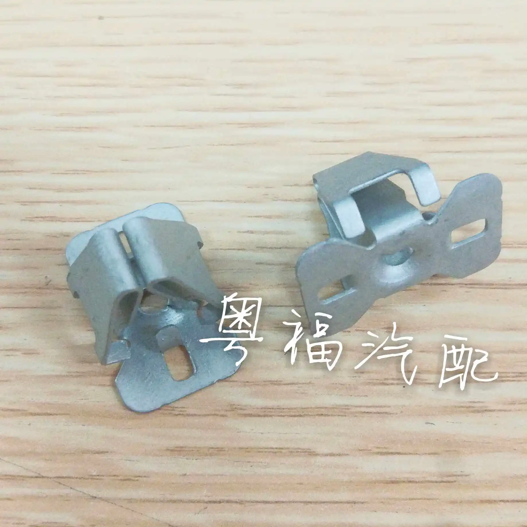 

1pcs For Ford Kuga Edge Luggage Compartment Trim Panel Retaining Clips