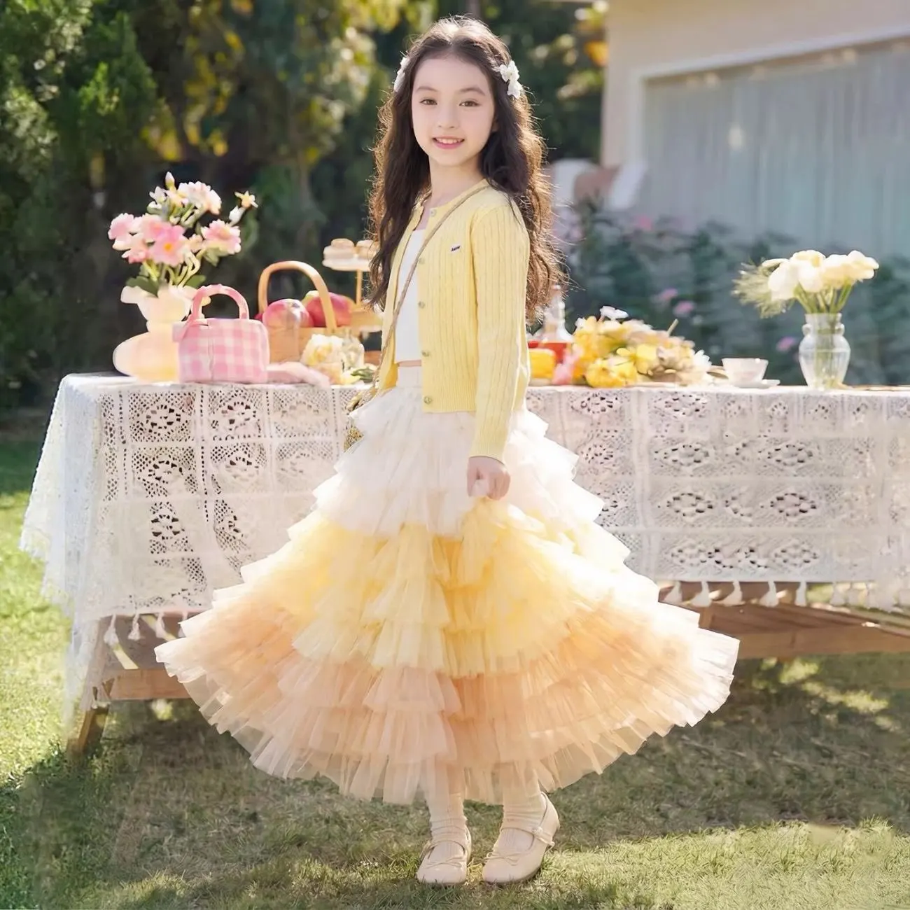 

Girls Set Spring and Summer New Children's Knitted Sweater Cardigan+Fluffy Cake Skirt Two-piece set