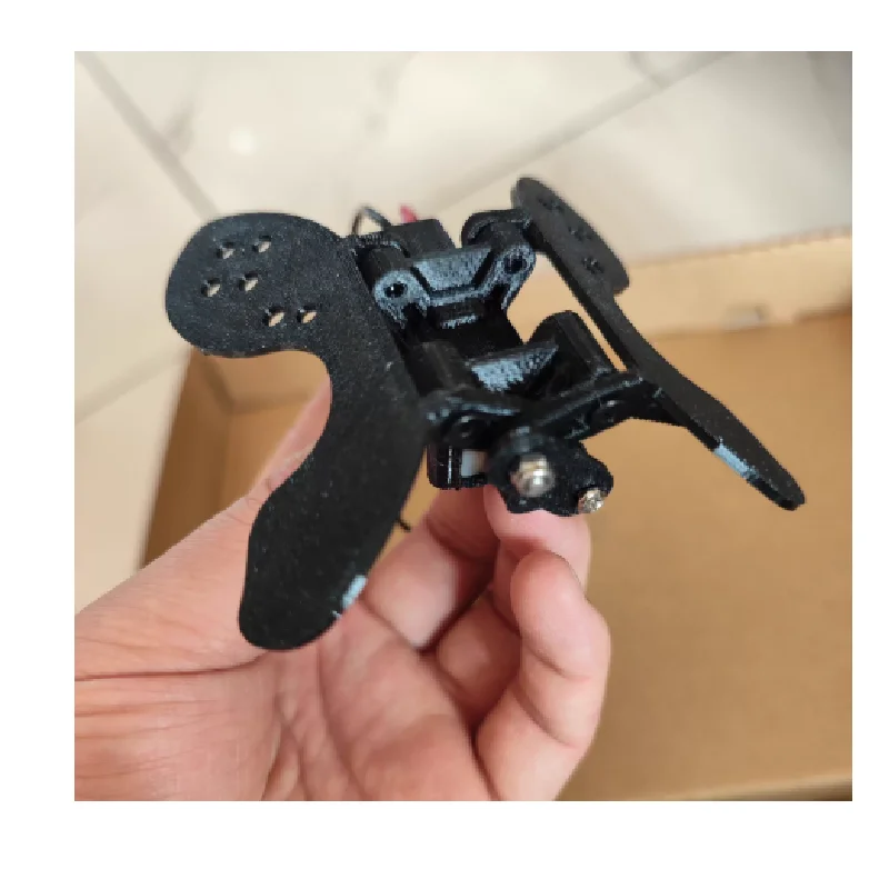 

Electric automatic cuckoo wing opener voltage 3 to 12V, the lower the voltage, the slower the speed