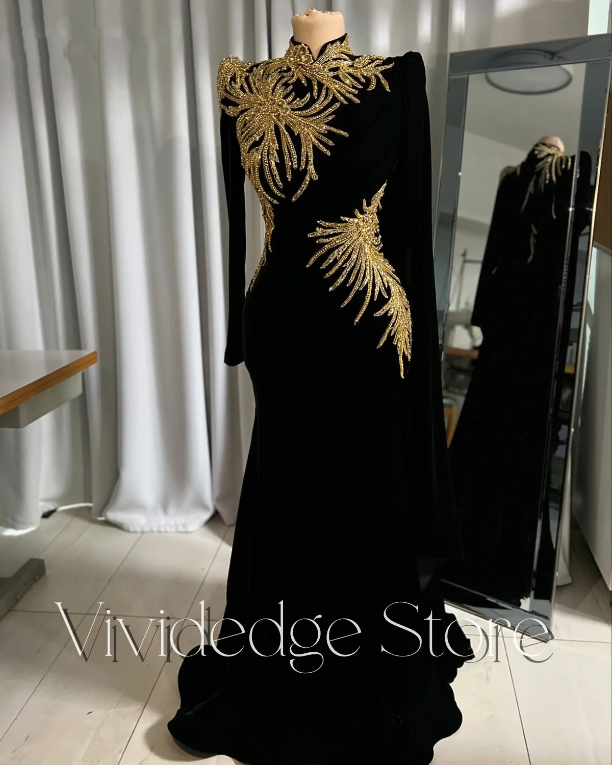 Customized Black Velvet Elegant Celebrity Dresses High Neck Gold Beaded Inlay Fishtail Pleated Evening платье женско