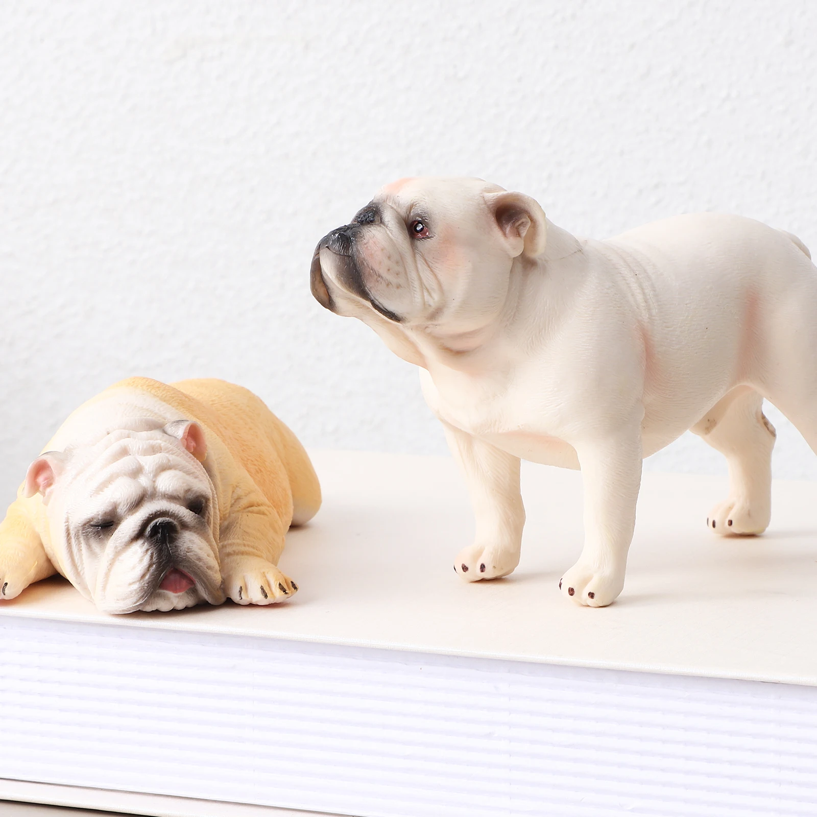 

2pcs Dog Statue Set Bulldog Figure Realistic Animal For Home Decor Desktop Educational Simulation Dog Figure