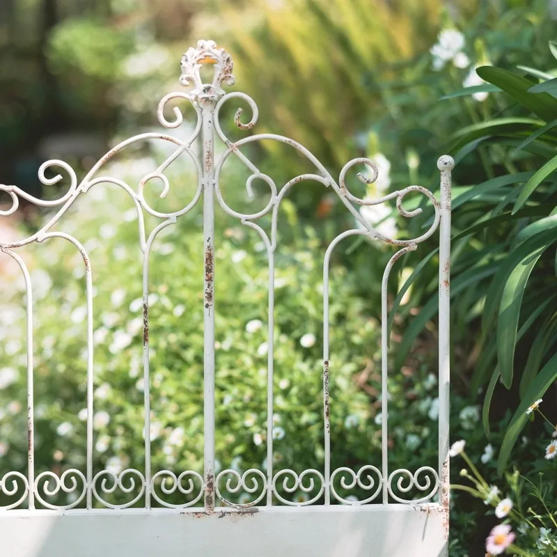 Vintage Iron Low Garden Fence, Rustic Distressed Yard Barrier & Climbing Plant Trellis, 2-in-1 Decorative Border for Patio