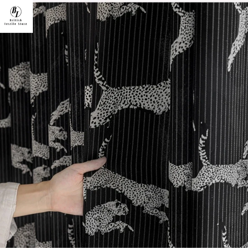 

Custom Size！！French Retro Black and White Rose Print Chenille Curtains for Living Dining Room Bedroom Bedroom Balcony Bay Window