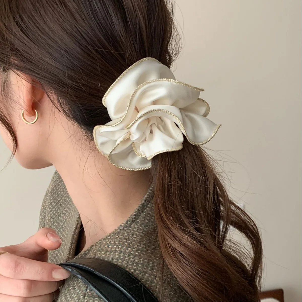 Tweed Style Satin Scrunchie Premium Elastic Hair Tie For Messy Bun Women Elegant Daily Soft Non Slip