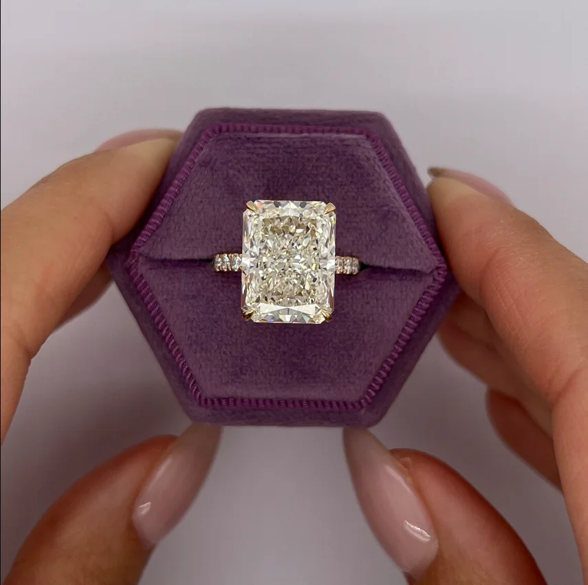 IGI Certified 10K Yellow Gold Radiant Cut 5CT Lab Grown Diamond Engagement Ring Halo Style DEF VS-VVS CVD HPHT Lab Diamond Wedding Promise Ring Jewelry Gift For Women