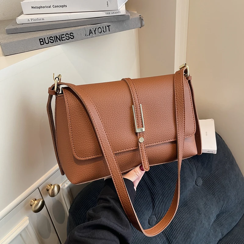 

Envelope Bag Women Fashion Underarm Handbag Solid Pu Leather Shoulder Messenger Bag Ladies Elegant Armpit Purse Simple Flap Bag