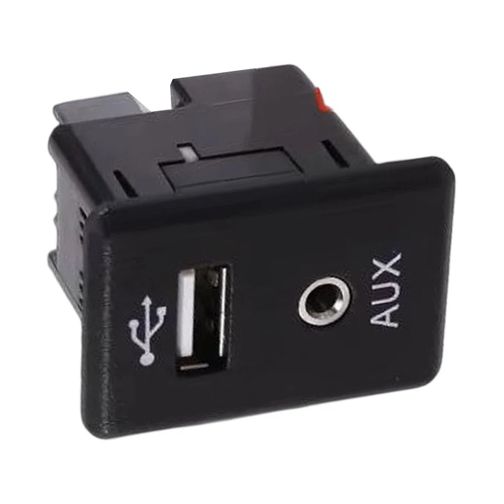 Direct-Fit USB AUX Port Adapter for Nissan Qashqai Sylphy Supporting OEM Part Numbers For 795405024 28023-DF60A