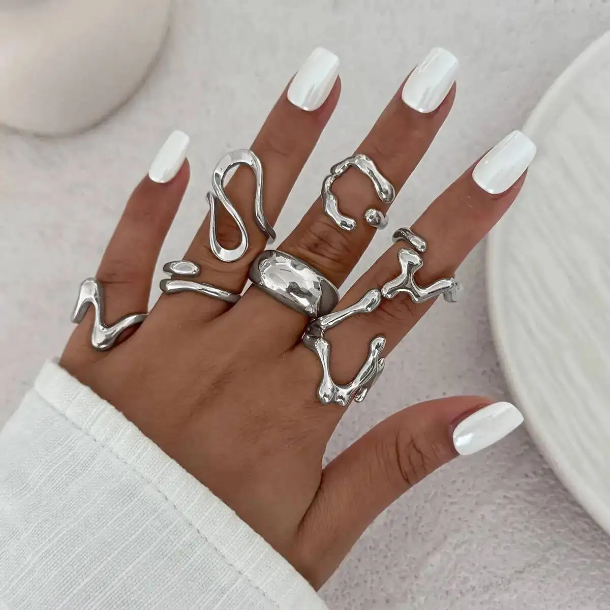 

SHIXIN 7 Pcs New Trendy Glossy Irregular Open Rings Set For Women Punk Geometric Gold Color Knuckle Joint Rings Party Jewelry