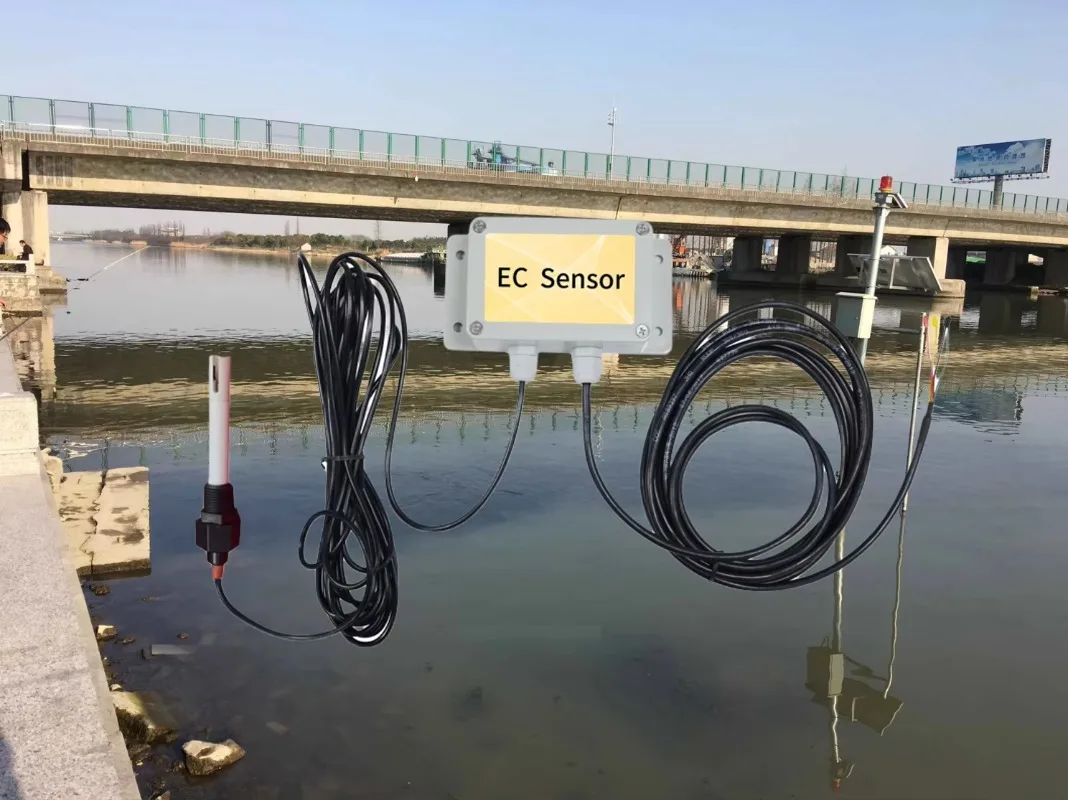 SENSOR KUALITAS AIR EC 4-20MA RS485 TAHAN KOROSI PRESISI TINGGI untuk MENGUKUR KONDUKTIVITAS PORTABEL dalam HIDROPONIK