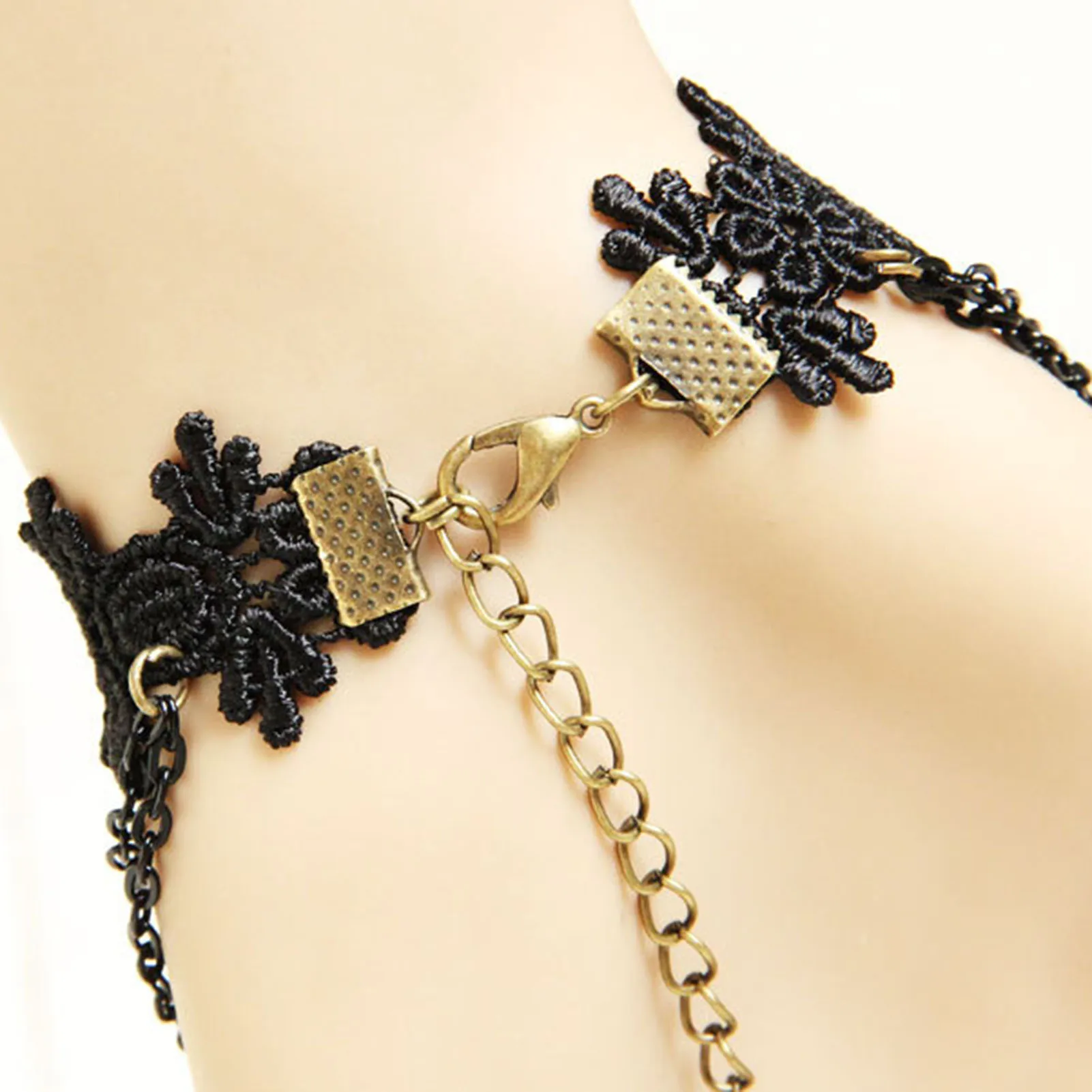 Lace Bracelet Gothic Jewelry Skin-friendly Gothic Exaggerated Retro Bracelet Night Club Party Jewelry