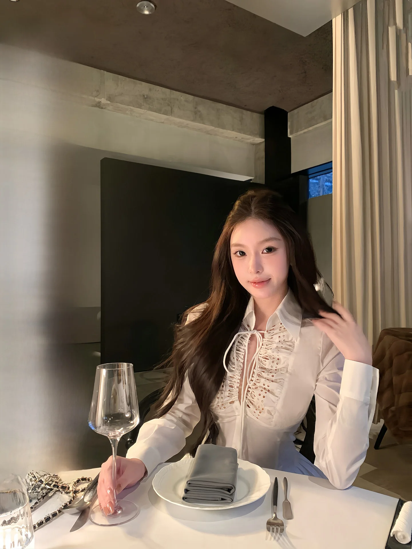 

Женский топ Pure Desire с вышивкой и вырезами, белый, с эффектом утяжки талии, дышащий, приятный для кожи, весенняя коллекция