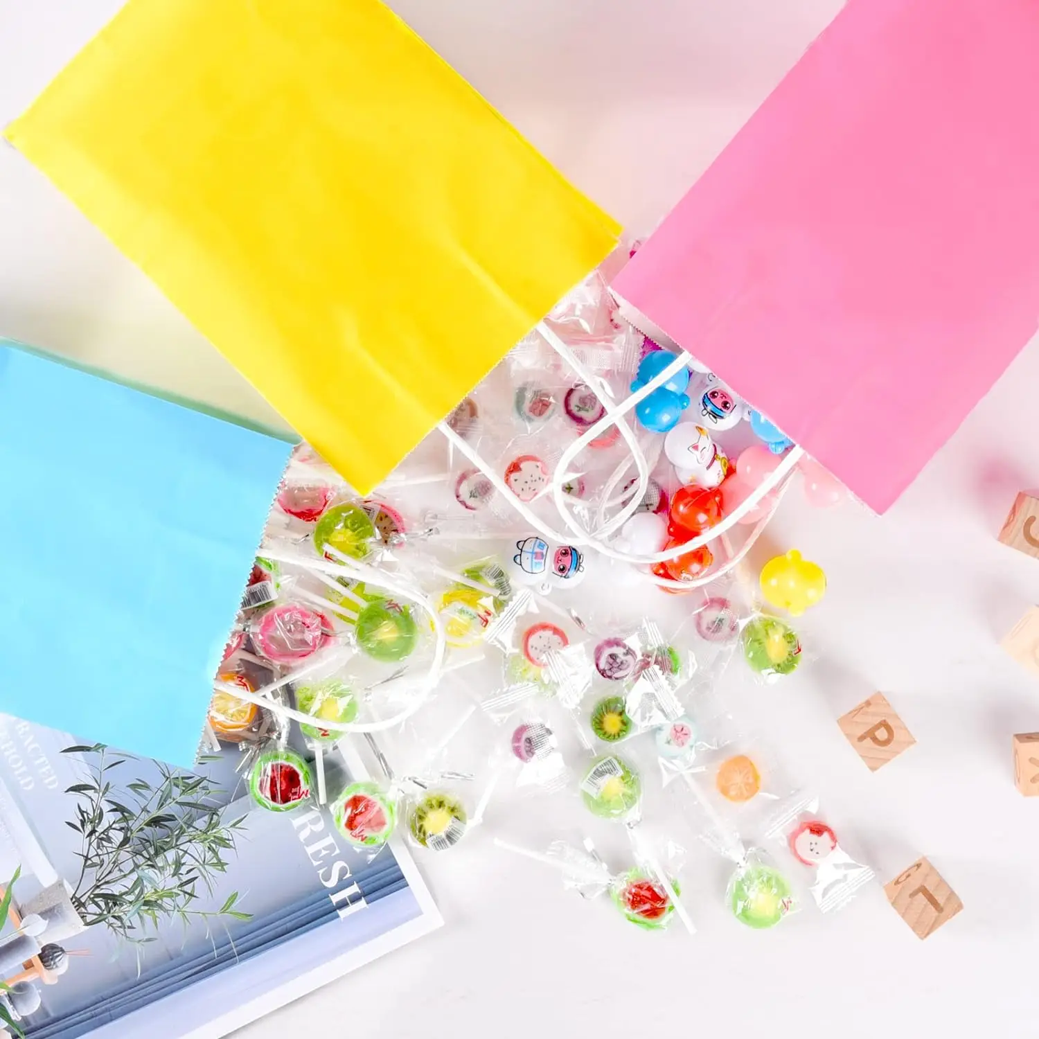 10/20/30pcs Gift Bags Kraft Paper Bags with Handles Colored Party Bulk Paper DIY Gift Bags for Birthday Wedding