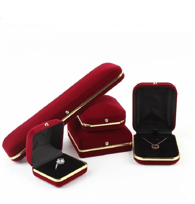 

Phnom Penh Plush Jewelry Box Jewelry Storage Box Ring Necklace Bracelet Bracelet Pendant Box Fashion Jewelry Box