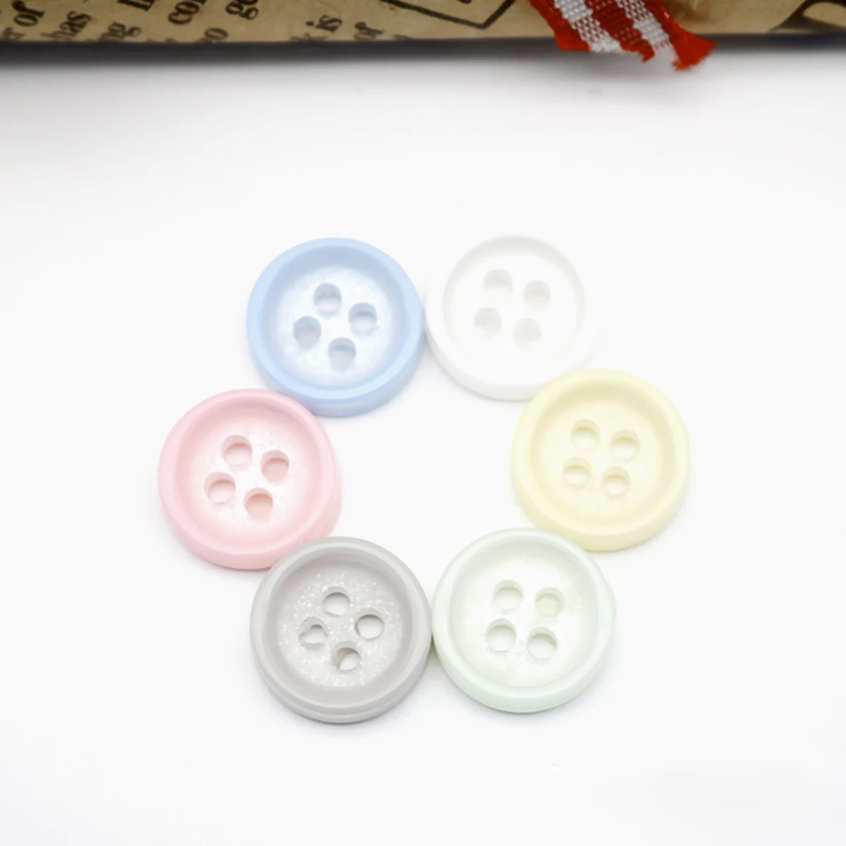 4 구멍 11mm 라운드 셔츠 단추 의류 어린이 아기 귀여운 착용 의류 장식 바느질 수제 DIY 액세서리
