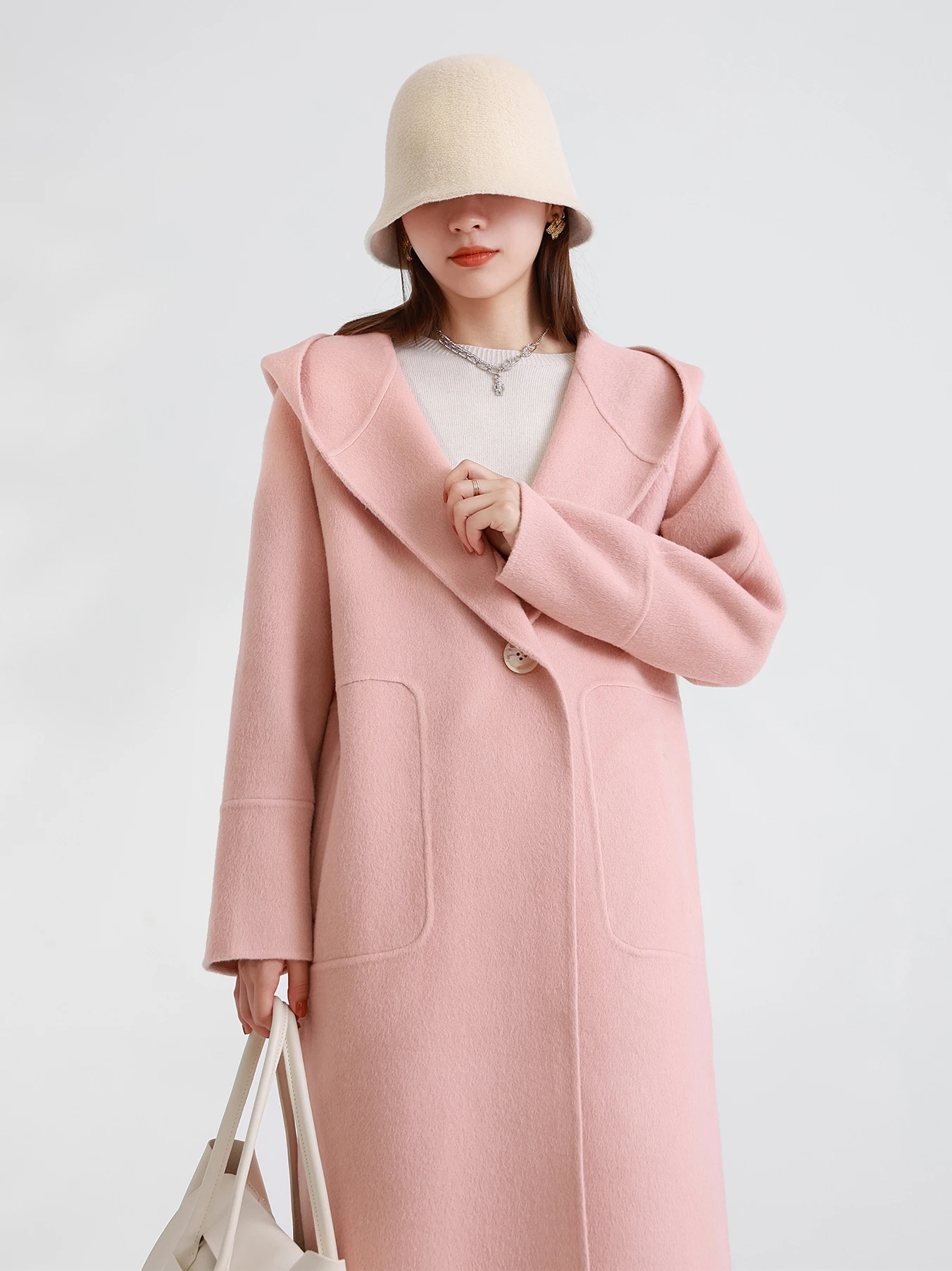 

Розовое шерстяное пальто с двусторонней подкладкой из искусственного меха, средней длины, свободного кроя, с капюшоном, на одной пуговице, для повседневной носки