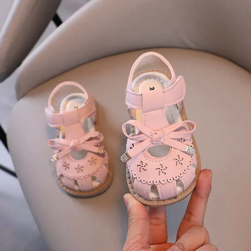 Image of Scarpe estive per bambini Sandali con fiocco da principessa per ragazza Scarpe casual per bambini con suola morbida alla moda Sandali antiscivolo impermeabili Zapatos Niña cod004