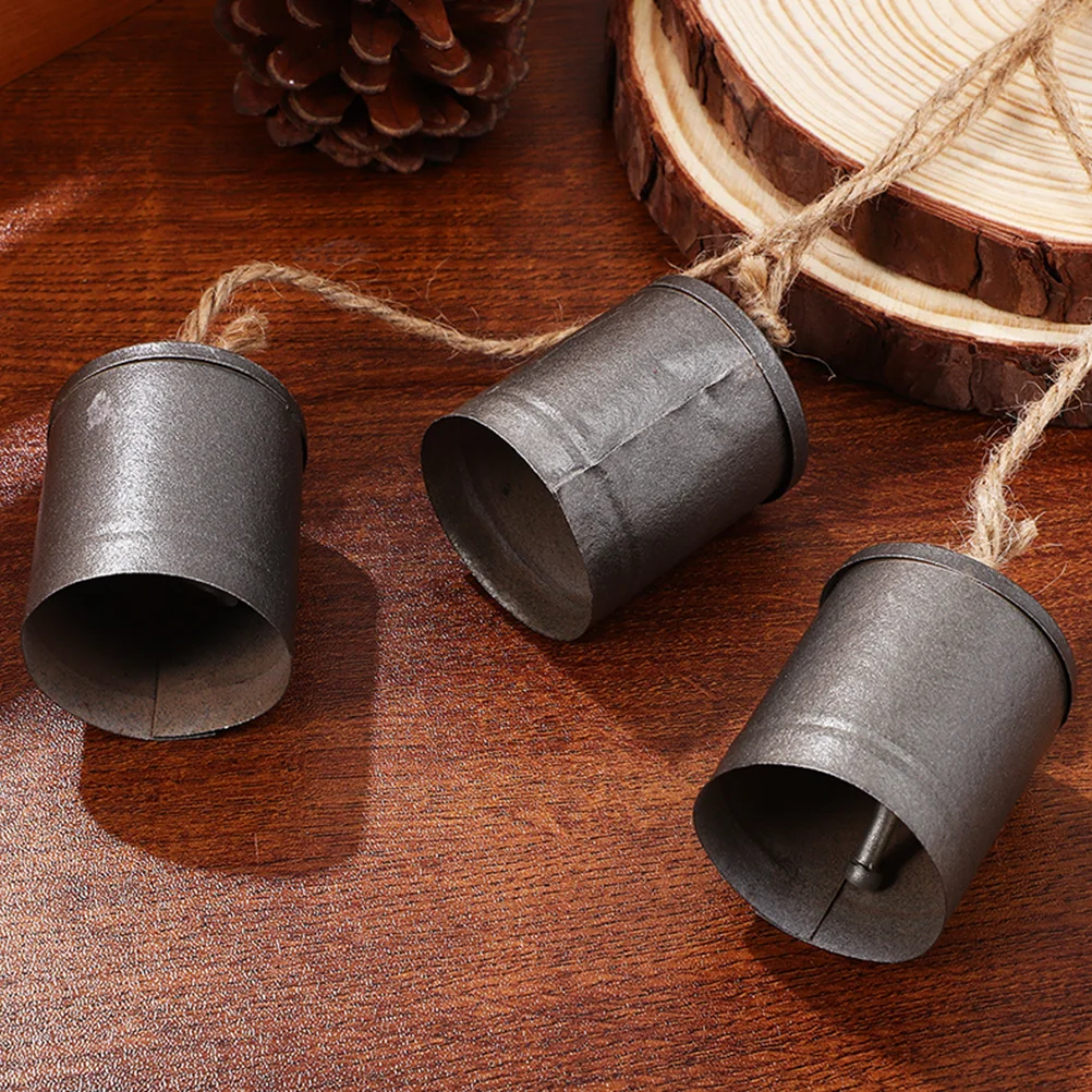 

Vintage Cowbell Wall Pendent Decor Bells Door Hanging for Country Rustic Decorative Iron Windchimes Outdoors