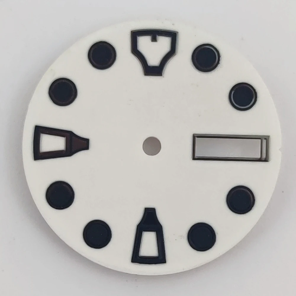 Esfera de reloj blanca NH36 de 28,5 mm con luminiscencia verde, compatible con movimiento NH36, compatible con corona a las 3, 3.8 y 4 horas.