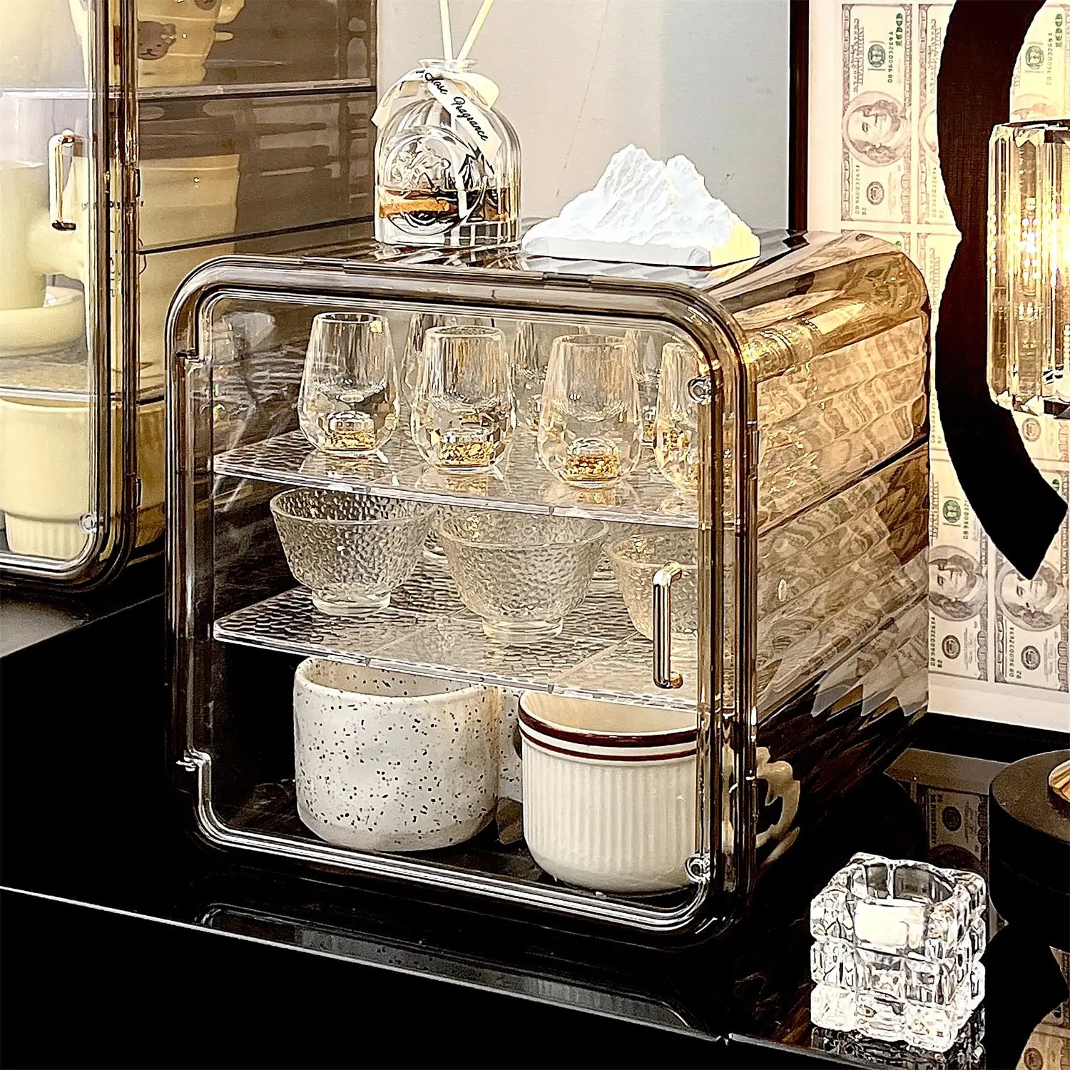 

Acrylic Cup Holder Dustproof Cup Storage Rack Desktop Coffee Cup Tea Cup Stand Cupboard Korean Style Plastic Suction Cup