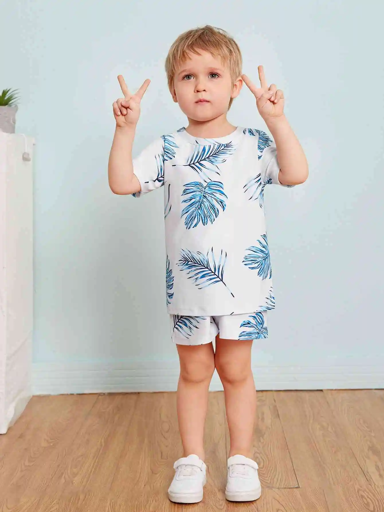 

Children's Tropical Style Set - Cool Leaf Pattern, Soft and Breathable, Suitable for Summer Leisure