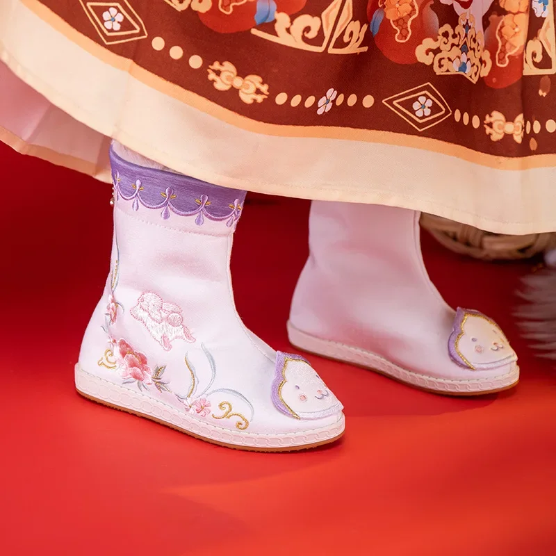 Botas de algodón antiguas para niña Hanfu, zapatos de Año Nuevo con conejo, botas de invierno, zapato de algodón antiguo, Año del Dragón, novedad de invierno de 2024