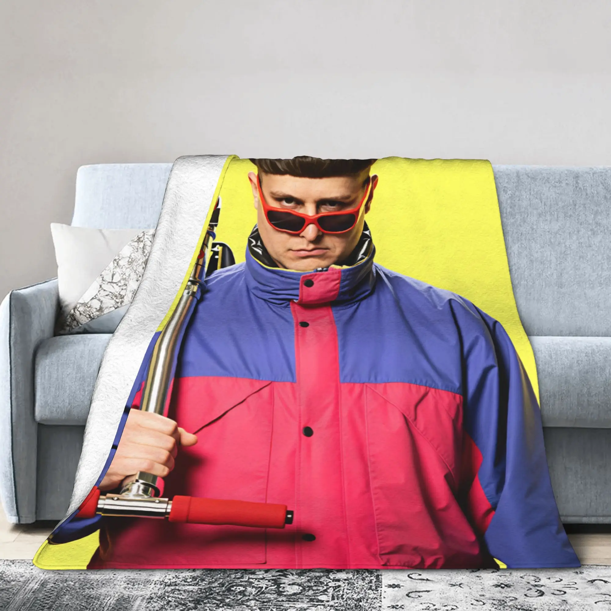 Oliver Tree Holding Scooter Warm Soft Blanket  Print Plane Travel Bedding Throws Outdoor Flannel Bedspread Sofa Bed Cover