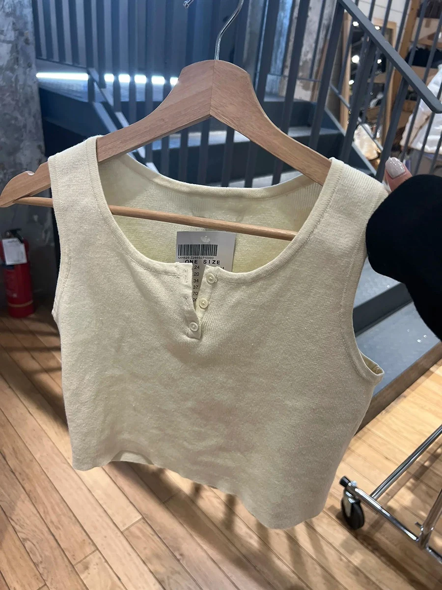 Three Buttons Knitted Cropped Camis Women Round Neck Sleeveless Cotton Tank Tops Summer Casual Simple Solid Crop Top Y2k Clothes image 4