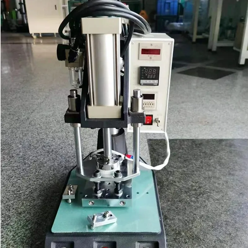 Enkele Kolom Multifunctionele Lederen Plastic Molder 220v Hete Pers PVC Lasser Met Warmtemelt Voor Vorm- en Persmachine