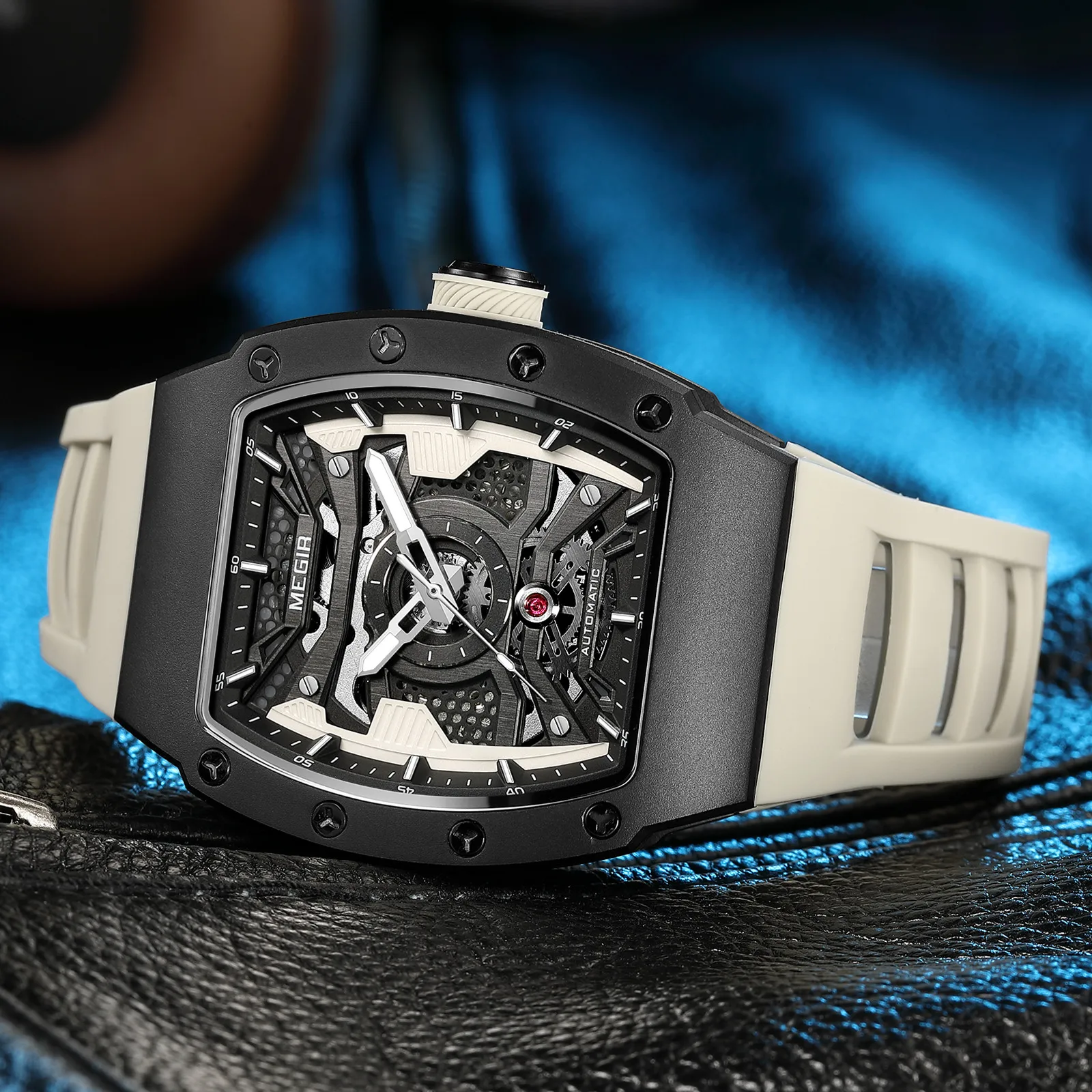 MEGIR Luxury Men\'s Automatic Mechanical Watch Waterproof Hollow Out Silicone Strap Sports Wristwatch Clock Reloj Hombre 8604