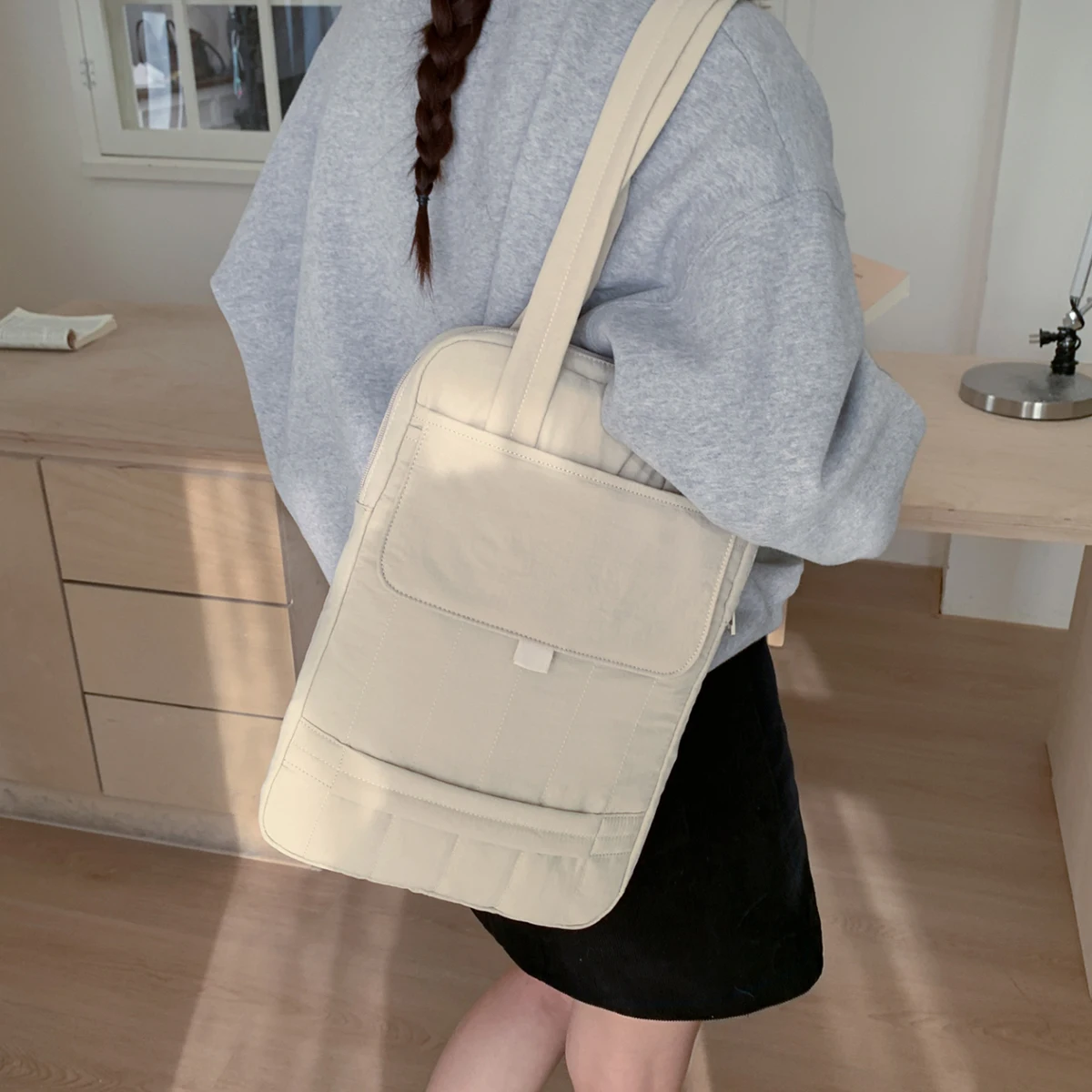 

New Vertical Korean Style Single-Shoulder Laptop Bag 13-14inch Multi-Purpose Commuter Bag iPad Protective Bag Notebook