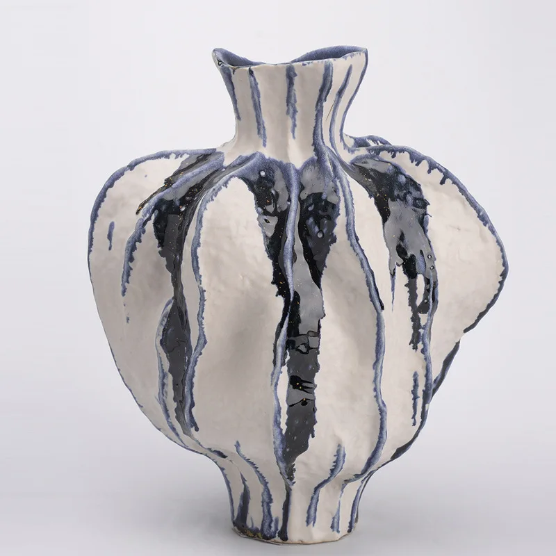Wabi Sand Wind Liu Mo Ban Qing Ceramic Vase Home Model Room Handmade Flower Art Flower Utensils Medieval Art Jewelry Ornament