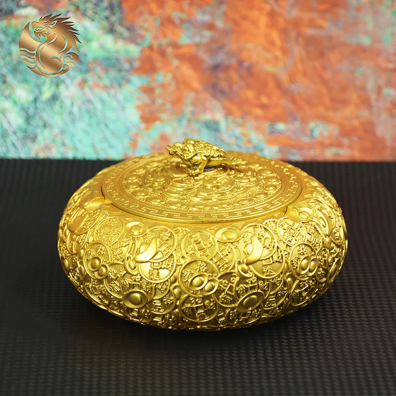 All-brass coin-shaped ashtray, foyer decoration, golden toad storage jar with lid, prevents ash from scattering, decorative asht