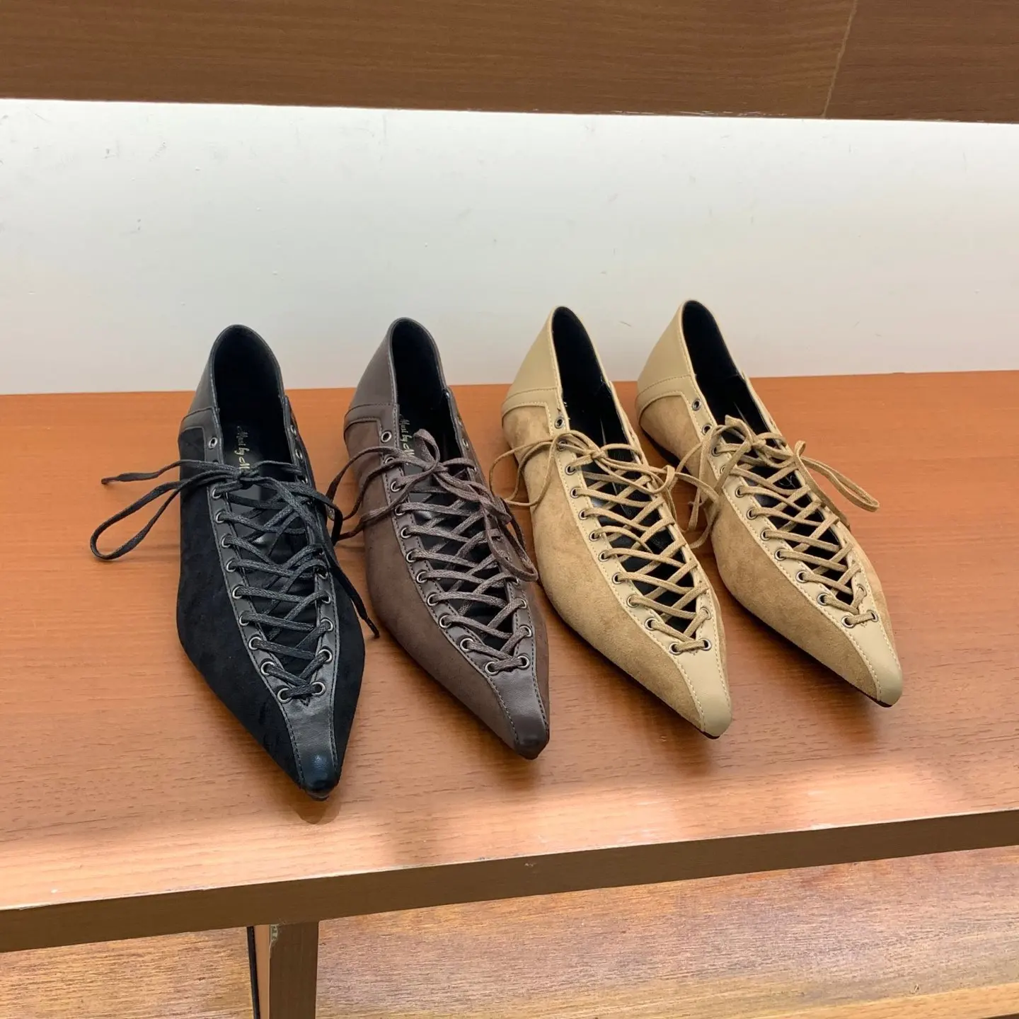 ローヒールサマーシューズレディースバレリーナ女性-2026-ポインテッドトゥ-modis-女性靴快適なバレエ新しいかわいいドレス-pu-ローマ