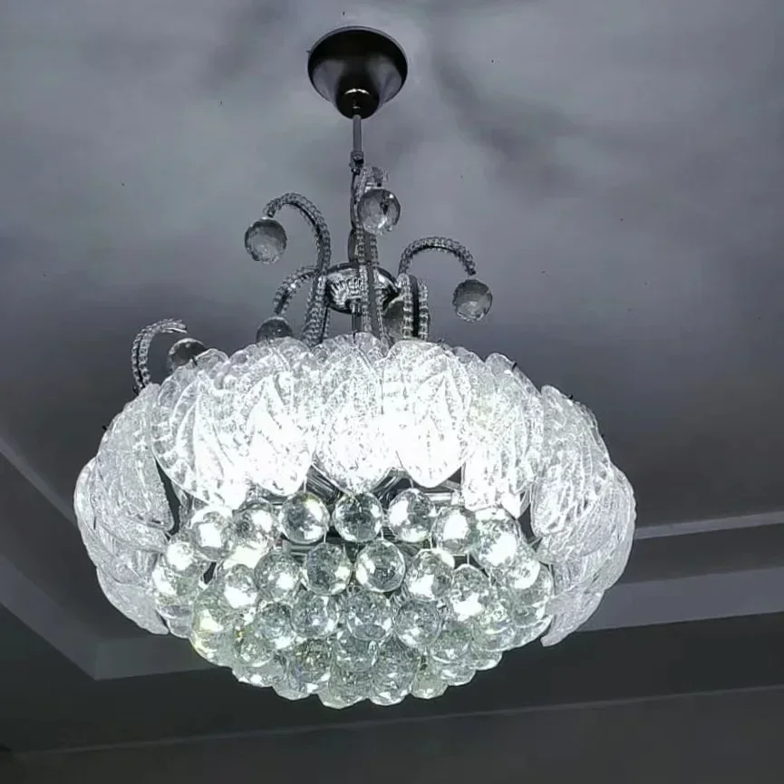 

Modern Luxury Leaf Crystal Chandelier LED Lighting in Gold/Silver for Living Room Villa Church with E14 Bulb Fixtures Lobby