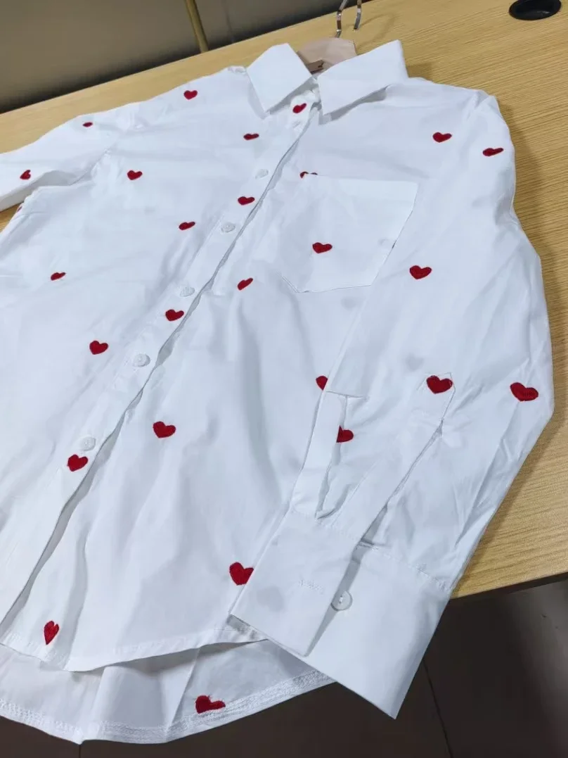 

Новые белые хлопковые блузки с вышивкой в виде сердца, рубашки, женские свободные повседневные рубашки, топы, женская одежда, популярный корейский топ